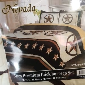 NEW King Comforter Borrego Blanket Set (3pcs)